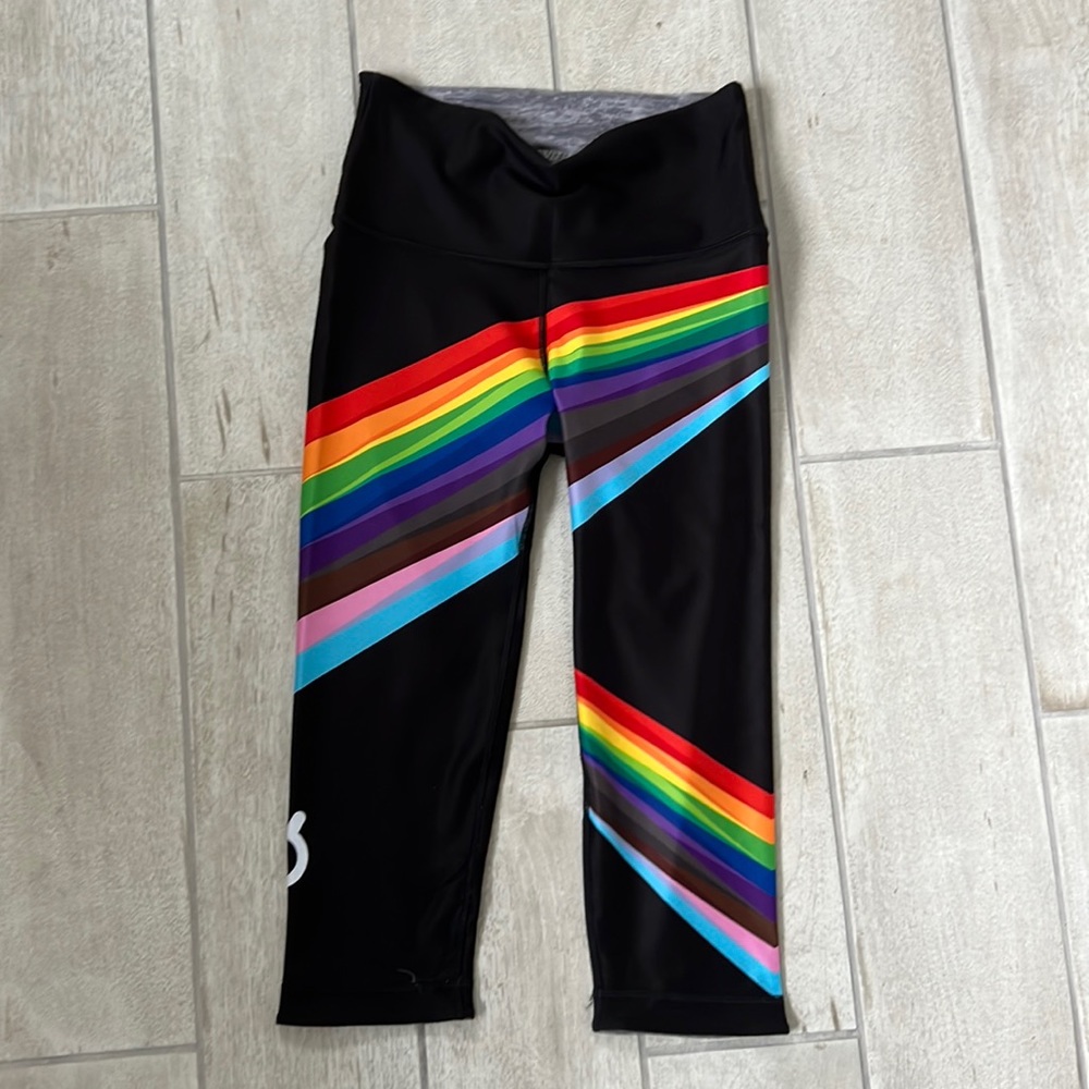 Peloton Pride capris